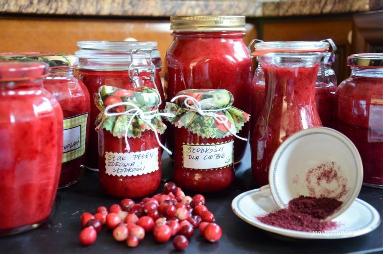 słoje z żurawiną i zurawina