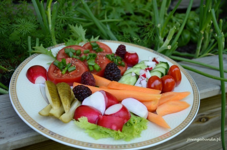 warzywa na talerzu