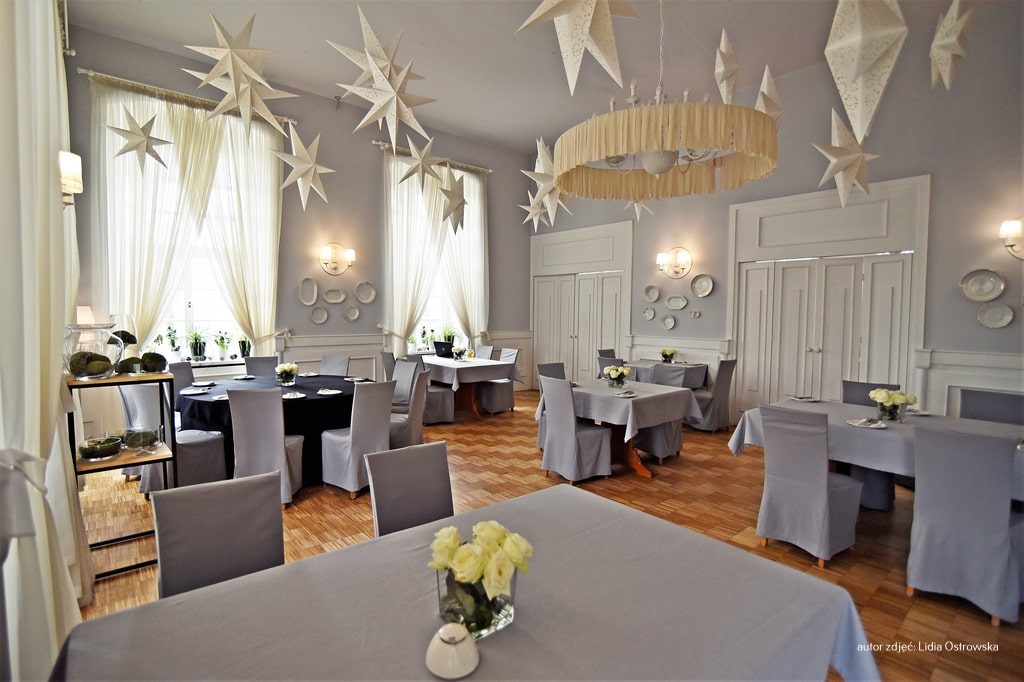 Pałac Pakosław restauracja