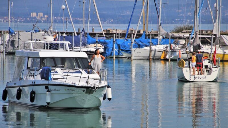 port i żaglówki